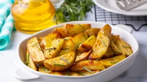 Dodajte ovo u vodu na 5 minuta: Stari krompir biće ukusniji nego mladi, uz najhrskaviju koricu