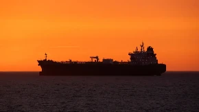 Drama u Zalivu - Iranski tankeri noću "nestaju" sa radara, prolaze uprkos blokadi