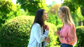 Au, teški kao crna zemlja, vri kao u kaci: Uporedni horoskop do kraja aprila 2026. godine, ovi znakovi će se posvađati