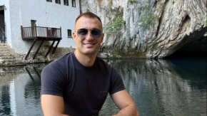 "MLAD SAM DA BIH BIO ĆELAV" Evo kako izgleda Haris Berković sa presađenom kosom