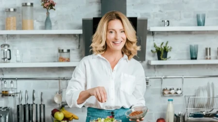 Nutricionisti nakon 40. godine preporučuju - navedene namirnice su neophodne za snagu i vitalnost 