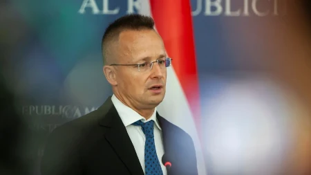 ŠOK U MAĐARSKOJ! Sijarto priznao: Teška bolest ga slomila – život mu se preokrenuo!