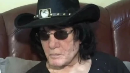 MILIĆ VUKAŠINOVIĆ JEDVA SASTAVLJA KRAJ SA KRAJEM Ni on ni žena ne rade, evo od čega žive! 