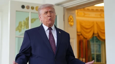 KAKAV ZEMLJOTRES Donald Tramp zbog Đorđe Meloni pravi najveći fudbalski skandal