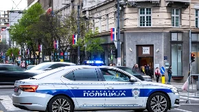 OPLJAĆKANA BANKA  U podne ušetao u ekspozituru, pa potegao pištolj