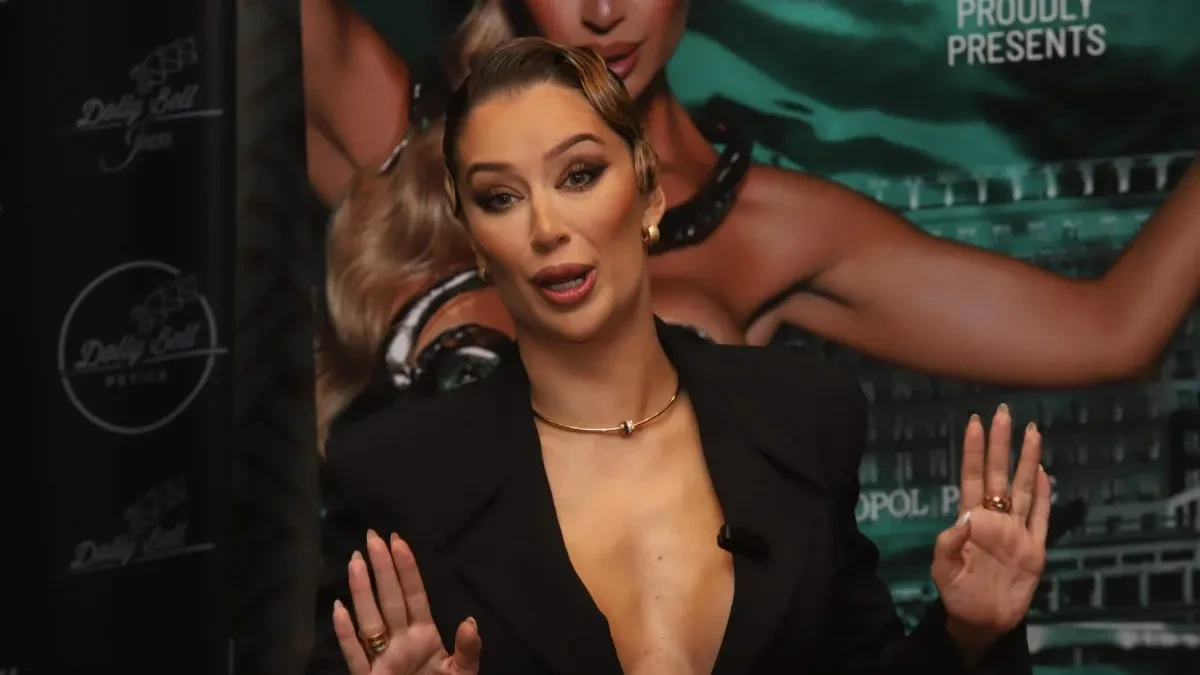 PROCURILE INTIMNE FOTKE TEE TAIROVIĆ I NJENOG MUŽA Uhvaćeni u strastvenim pozama! 