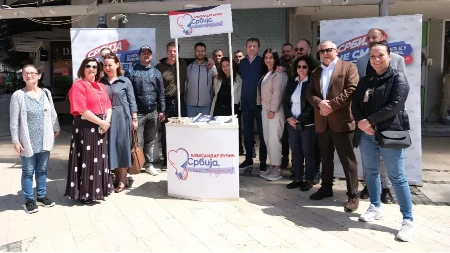 GLIŠIĆ U POSETI SURDULICI: Hvala vam što ujedinjeni sledimo politiku našeg predsednika Vučića