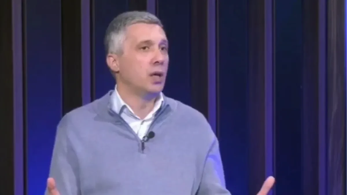 BOŠKO OBRADOVIĆ IZAŠAO IZ "ILEGALE" Žestoko opleo po opoziciji! (VIDEO)