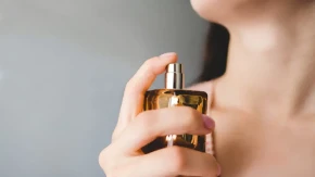 PARFEM ĆE TRAJATI CEO DAN Nije samo do brenda, već i do rutine nanošenja, ovo morate znati