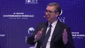 VUČIĆ UPRO PRSTOM: Ova država je spremna da „preuzme“ svet!