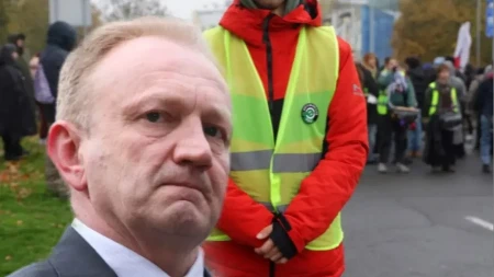 VUČEVIĆ ODBRUSIO ĐILASU: Najbolje bi bilo da ispodcenzusni ostane samo ružna uspomena