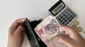 Valuta koja je stigla do dna - istorijsko potonuće