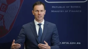 „MOTIV VAM JE SAMO KRAĐA, NISTE IMALI NI ZA PENZIJE“ Siniša Mali činjenicama urnisao Nikezića