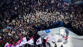 DOLAZI VREME KLJUČNIH ODLUKA! Zakazani veliki skupovi SNS oko Vidovdana