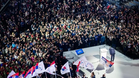 DOLAZI VREME KLJUČNIH ODLUKA! Zakazani veliki skupovi SNS oko Vidovdana 