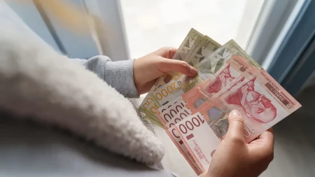 PENZIONERIMA 1.000 DINARA MANJI RAČUNI: Evo ko sve ima pravo na olakšice za struju i gas u Srbiji 