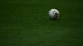 FUDBALER SE SRUŠIO I PREMINUO NA TERENU Jeziva scena na utakmici u BiH