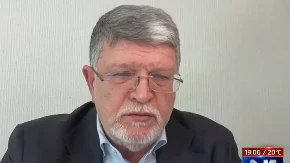 GLEDAJTE KAKO HRVAT KUKA NA SAV GLAS: Pukao od mržnje jer je Vučić vojno osnažio Srbiju (VIDEO)