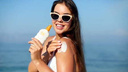 Imate kremu za sunčanje od prošlog leta? Evo da li smete da je koristite