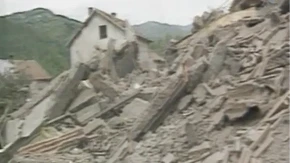 OVO JE BIO JEDAN OD NAJJAČIH NATO NAPADA 10 projektila pobilo je 20 ljudi u Surdulici