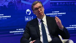 VUČIĆ POKAZAO KAKO SE BRANI MEĐUNARODNO PRAVO I RUŠE DVOSTRUKI ARŠINI VELIKIH SILA! Njegove poruke odjeknule daleko