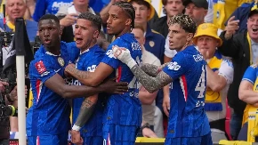 "PLAVCI" IDU PO TROFEJ Čelsi u finalu FA kupa