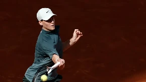 NEPRIJATNA SITUACIJA Siner prošao dalje, pa izjavom šokirao devojku poreklom iz BiH