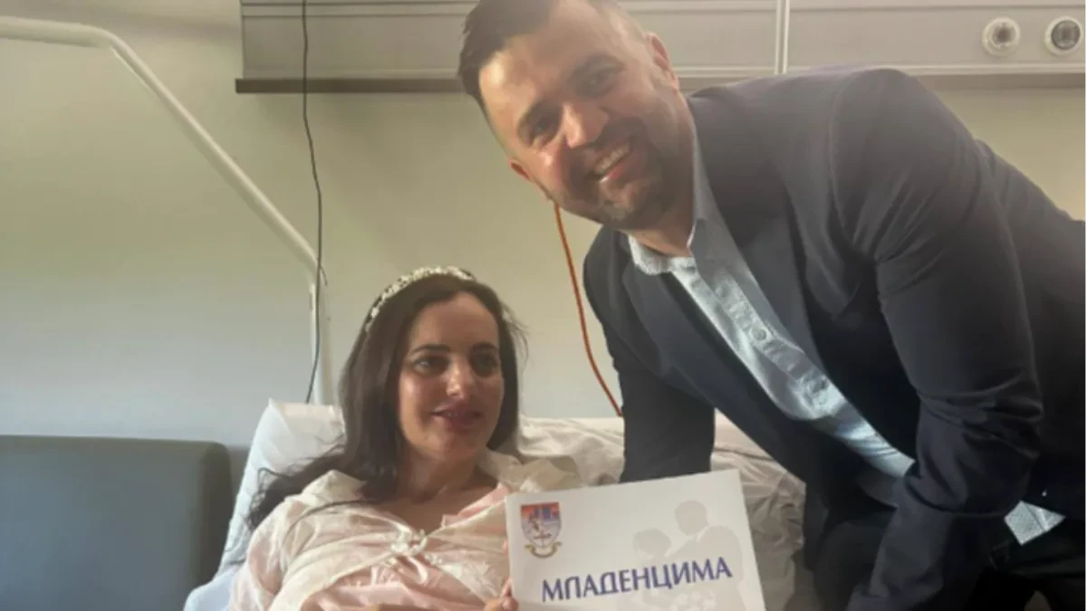 MLADA UMESTO VENČANICE OBUKLA PIDŽAMU Valentina i Miroslav se venčali u BOLNICI - nepredviđene okolnosti nisu sprečile sklapanje braka