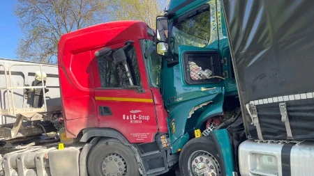 STRAVIČAN SUDAR DVA ŠLEPERA Zabili se direktno jedan u drugog, nesreća u Banji kod Aranđelovca  