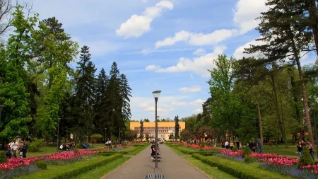 Kraljica srpskih banja dobila boje holandskih vrtova 