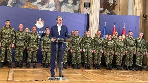 SRBIJA JE PONOSNA NA NJIH! Vučić dočekao srpske mirovnjake iz Libana: Osam meseci su izdržali bez porodice