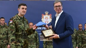 "POKAZALI SMO KAKO SE ČUVA MEĐUNARODNO PRAVO I MIR" Vučić sa srpskim mirovnjacima iz Libana (FOTO)
