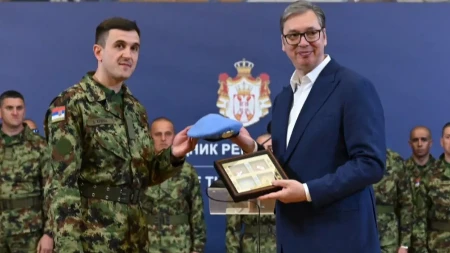 "POKAZALI SMO KAKO SE ČUVA MEĐUNARODNO PRAVO I MIR" Vučić sa srpskim mirovnjacima iz Libana (FOTO)