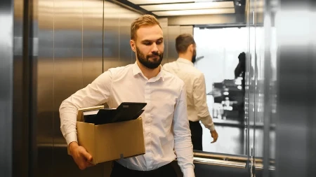 OSTAVLJATE NOVAC ŠEFU! Srbi prave istu grešku kad daju otkaz – gube hiljade evra!