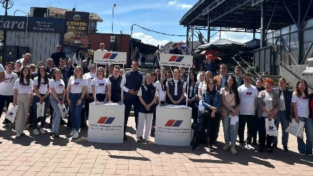 "NA AKADEMIJI MLADIH LIDERA SE UČI, DOK VAŠI KADROVI ZGUBIDANE" Unija mladih GrO SNS Niš oštro reagovala na napade uličarske opozicije na Fakultet srpskih studija