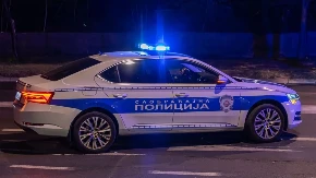 TAKSISTA OBORIO SEMAFOR Pobegao sa lica mesta, policija traga za vozačem