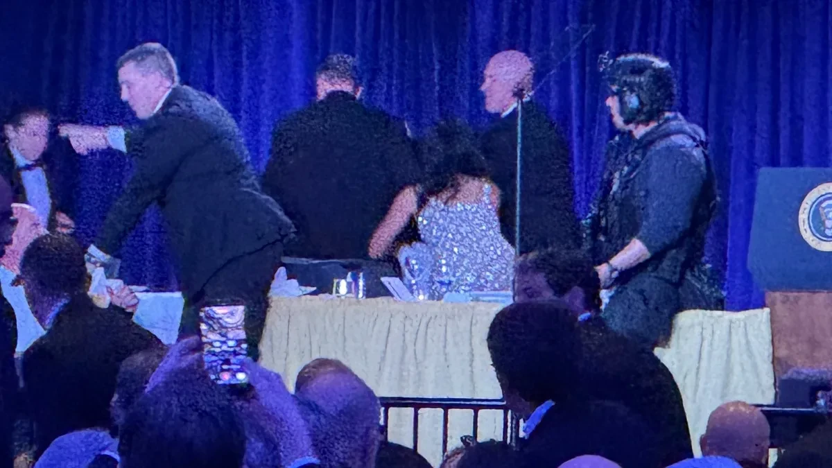 NEŠTO SE NE UKLAPA Porodica atentatora zvala policiju minut pre napada, Trampovi ljudi ih ispituju