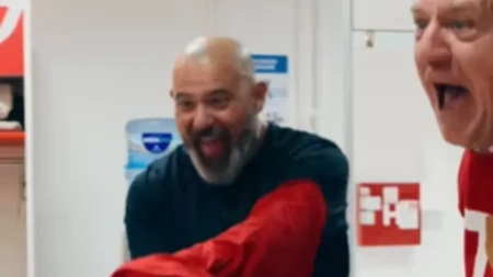 STANKOVIĆ U TRANSU Ovako se slavilo u svlačionici Zvezde (VIDEO)