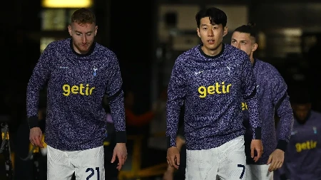 STIGAO NA "MARAKANU" Zvezda Totenhema u društvu Mihinog sina gledala derbi Zvezde i Partizana (FOTO)