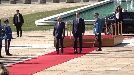 SVEČANO U PALATI SRBIJA Predsednik Vučić dočekuje predsednika Švajcarske Parmelana (VIDEO)