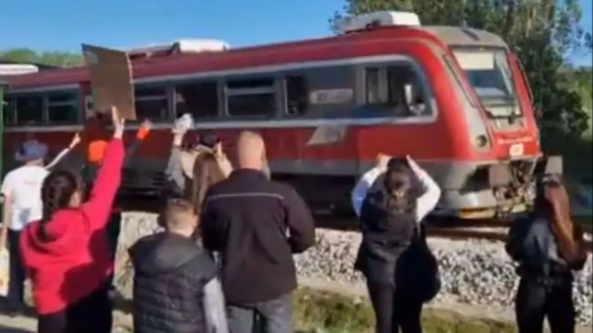 OVI SU SKROZ POLUDELI Blokaderi došli na "genijalnu" ideju, ljudi se krste kada vide šta rade