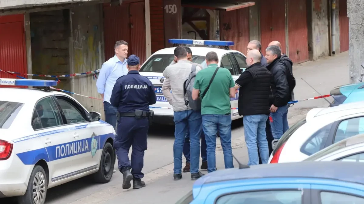 "UBIŠE MI KOMŠIJU" Stanar zgrade otkrio zločin, pa uleteo u frizerski salon