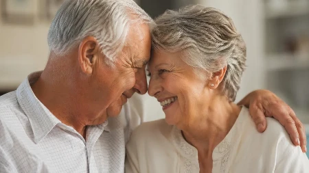NIKADA NIJE IMALA DEČKA, A ONDA JE SA 70 REKLA ''DA'': Njena priča vraća veru u ljubav! (FOTO)