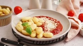 SLASNE NJOKE PO ITALIJANSKOM RECEPTU Treba vam samo 20 minuta i 4 sastojka