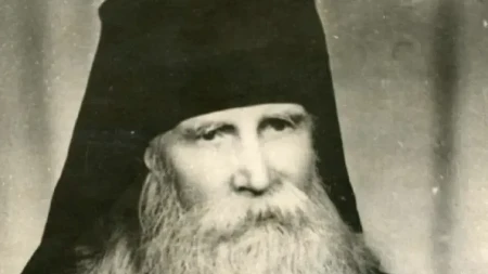 Jezivo proročanstvo ruskog monaha o 21. veku, skoro svaka reč se ostvarila: "Dolaze najcrnji dani, evo kako ćete ih prepoznati i spasiti se"