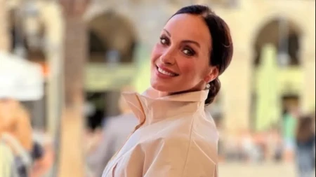 NAPUSTILA MIKROFON, A NOVAC SAMO STIŽE Evo šta Slađi Delibašić donosi hiljade evra svakog meseca