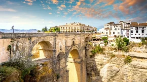 Grad na litici opčinio turiste Svi žele da posete Rondu u Španiji - evo zbog čega