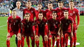 OSVOJIO SVETSKO PRVENSTVO SA SRBIJOM, A ONDA PROMENIO REPREZENTACIJU Gde je nestao junak "orlića" i čovek oko koga su ratovali Zvezda i Partizan?