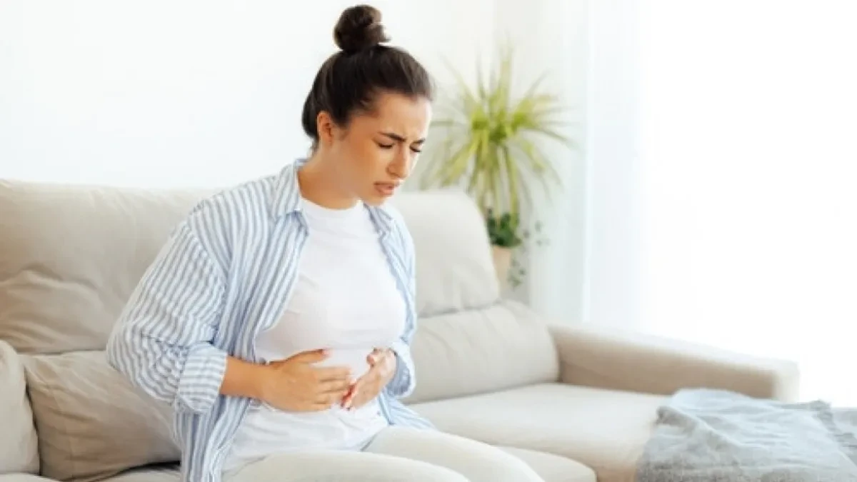 JEDNA KAŠIKA OVOG NAPITKA POMAŽE KOD NADUTOSTI Svi ga imaju u kuhinji, a ni ne znaju koliko je dobar