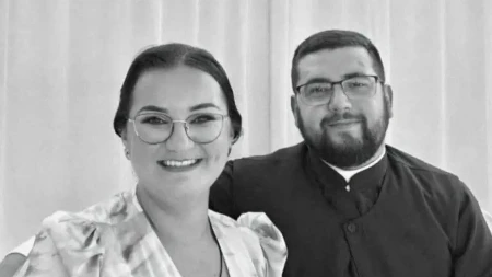 TROJE DECE OSTALO BEZ OBA RODITELJA Detalji nesreće u kojoj su poginuli pop i popadija